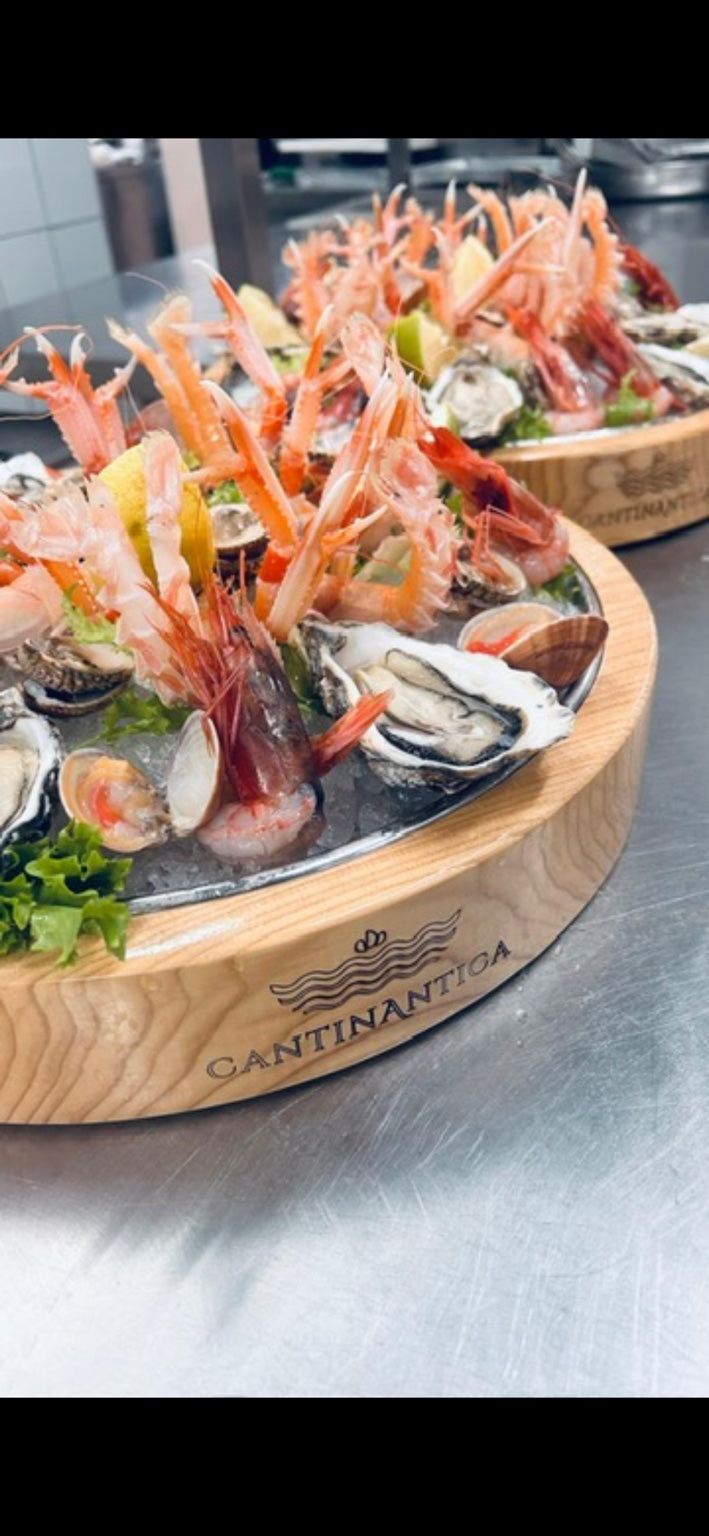 Selezione di crudi di mare di Cantina Antica